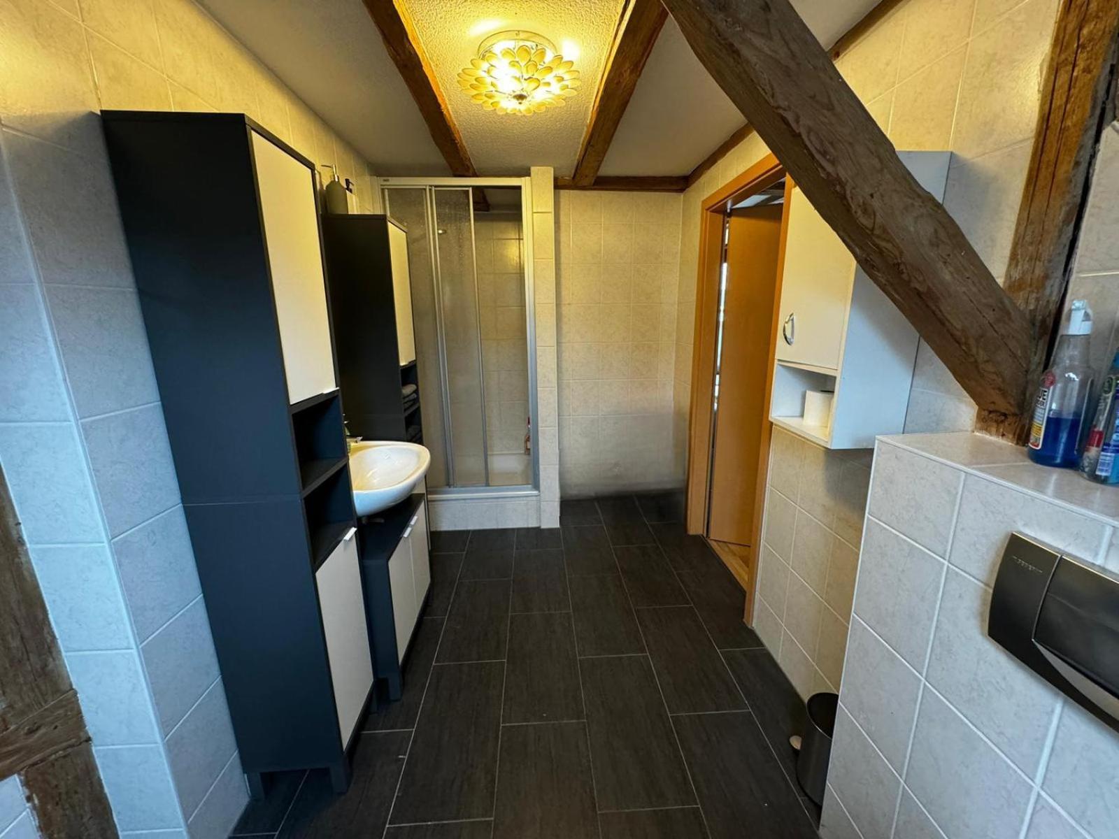 Apartment 5 *