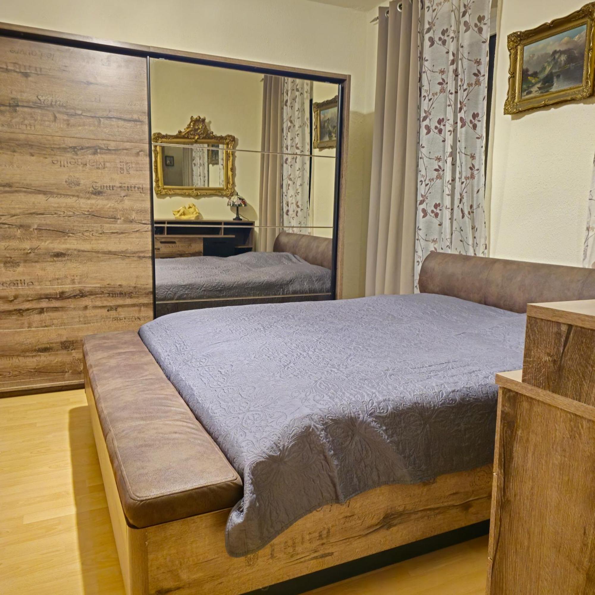 5 Apartment